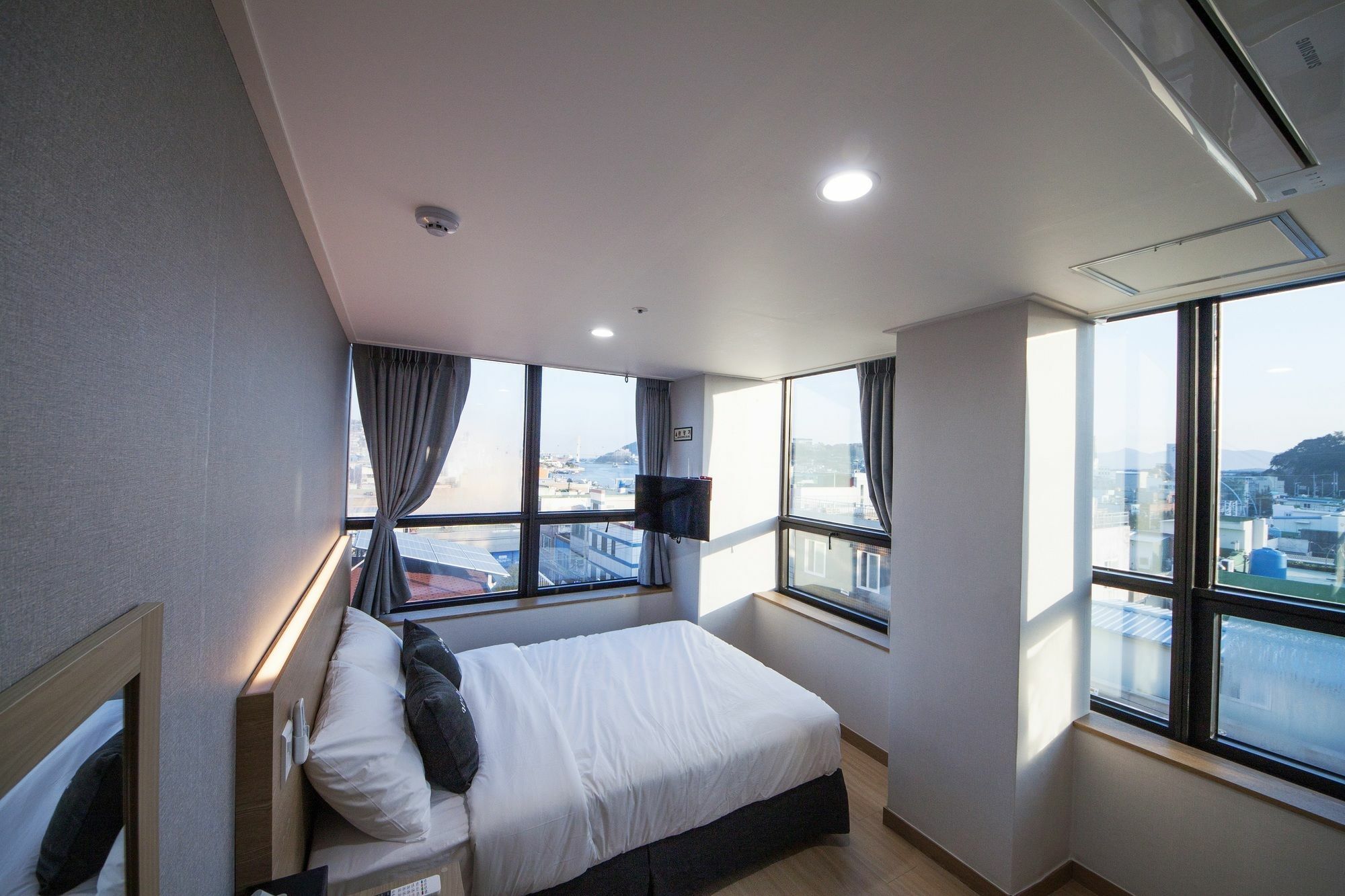 K-Grand Hostel Yeosu Exterior photo